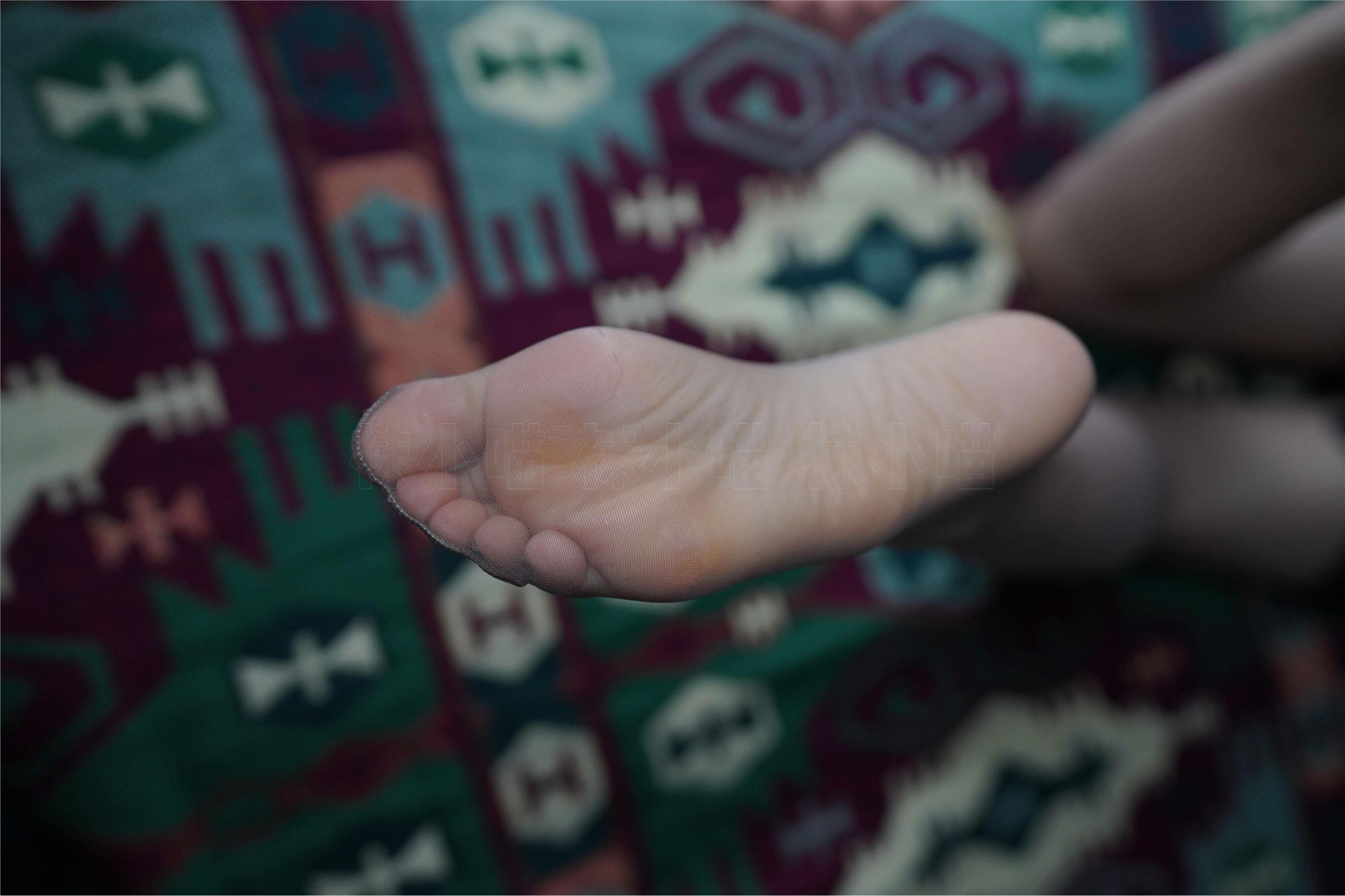 kittyWawa袜小喵 KT297 半夜三更·袜小喵穿搭